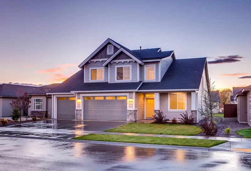 Austin residential neighborhood with homes that benefit from professional mold testing services